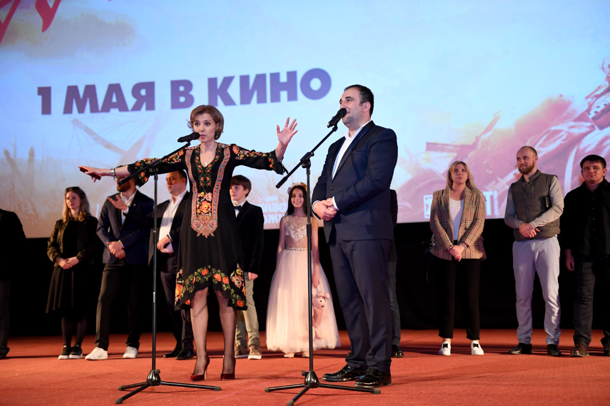 Ксения Алфёрова на премьере «Спасибо деду за победу»