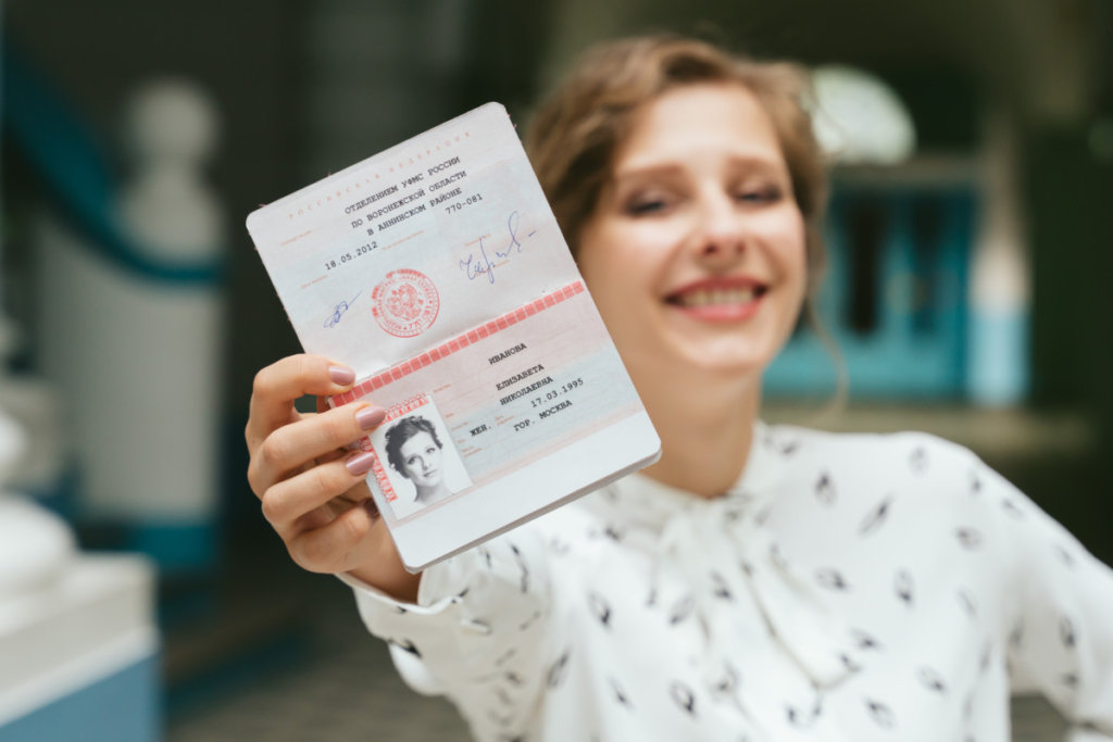 Лиза Арзамасова поменяла фамилию - NEW-MAGAZINE Интернет ...