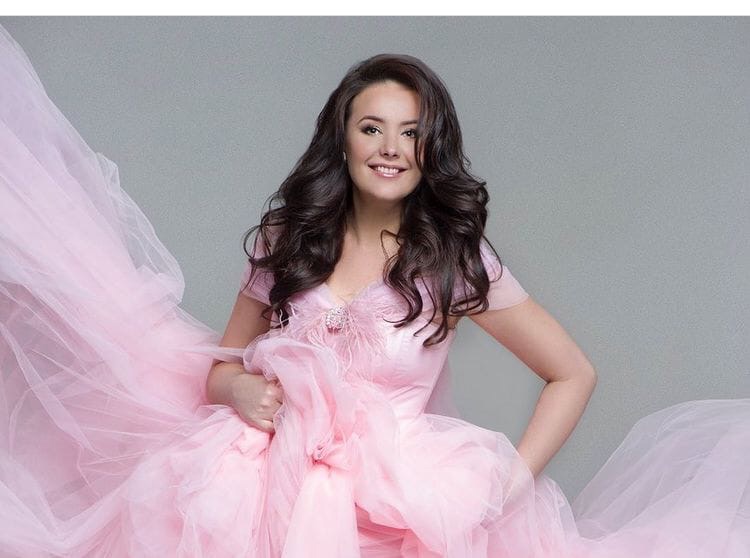 Оксана Фёдорова вспомнила свое участие на конкурсе”Мисс Вселенная”