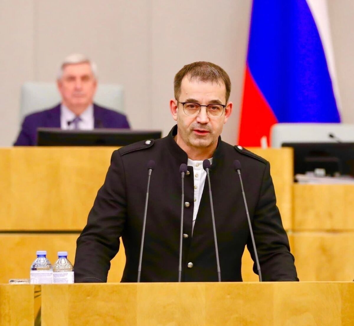 Дмитрий Певцов считает, что Хаматова пожалеет о побеге