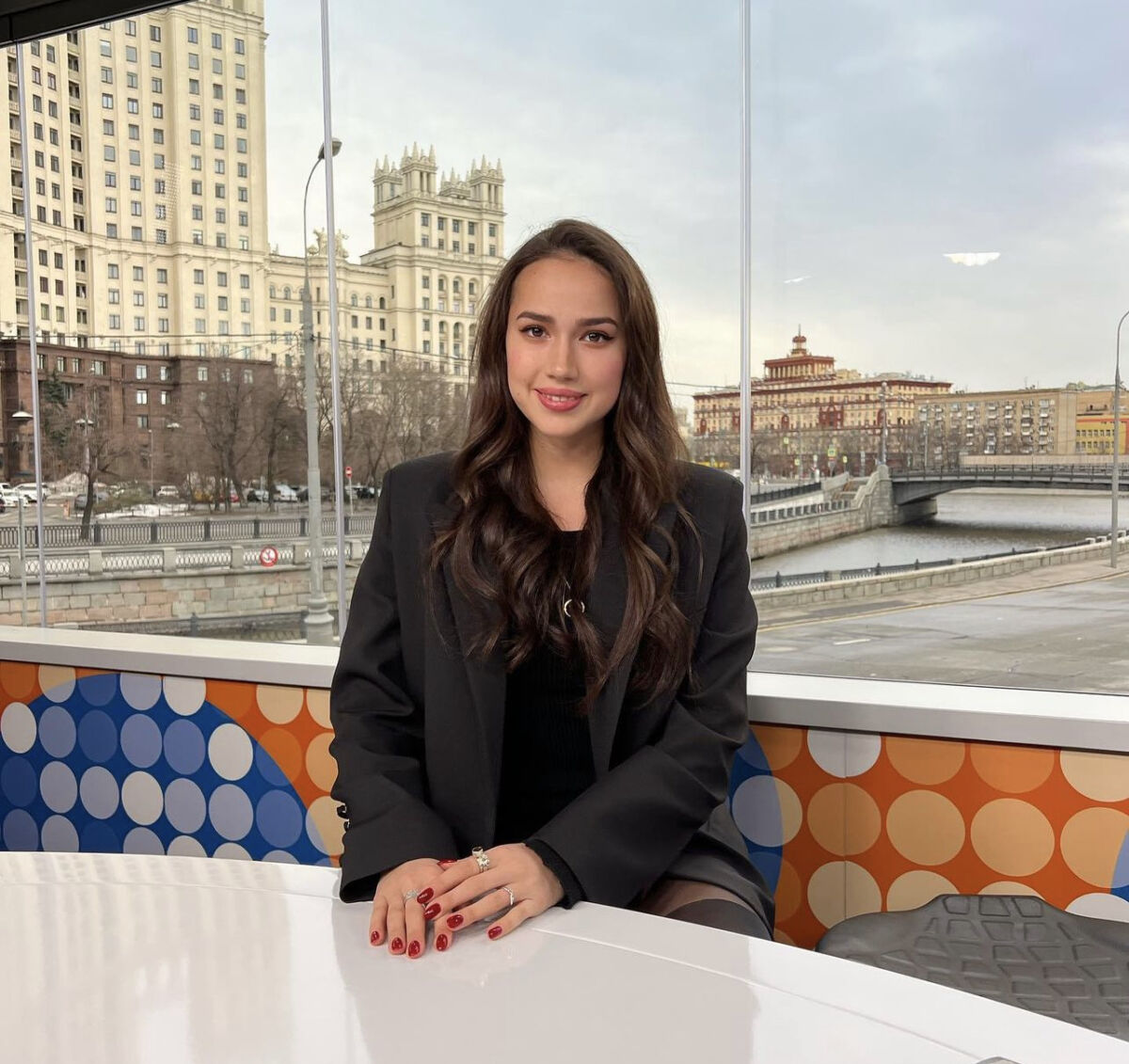 «Я вернулась в родной город»: Алина Загитова воссоединилась с семьей 