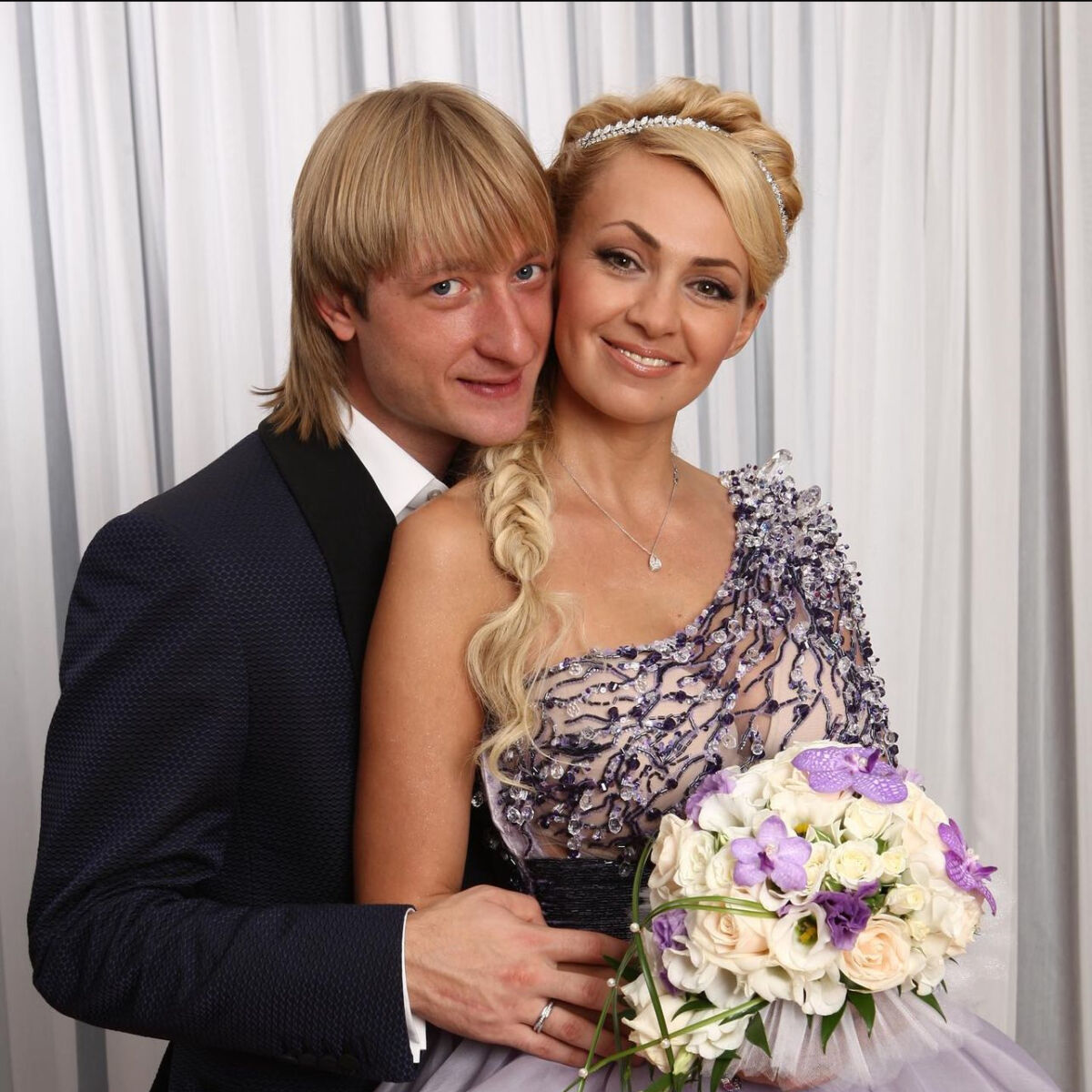 СМИ: брак Рудковской и Плющенко трещит по швам