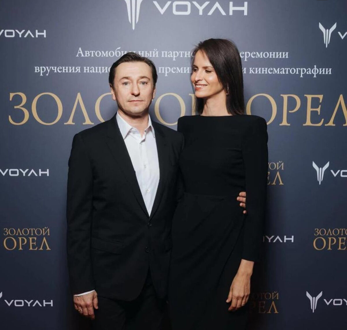 Сергей Безруков удивлен подарком жены на годовщину свадьбы 
